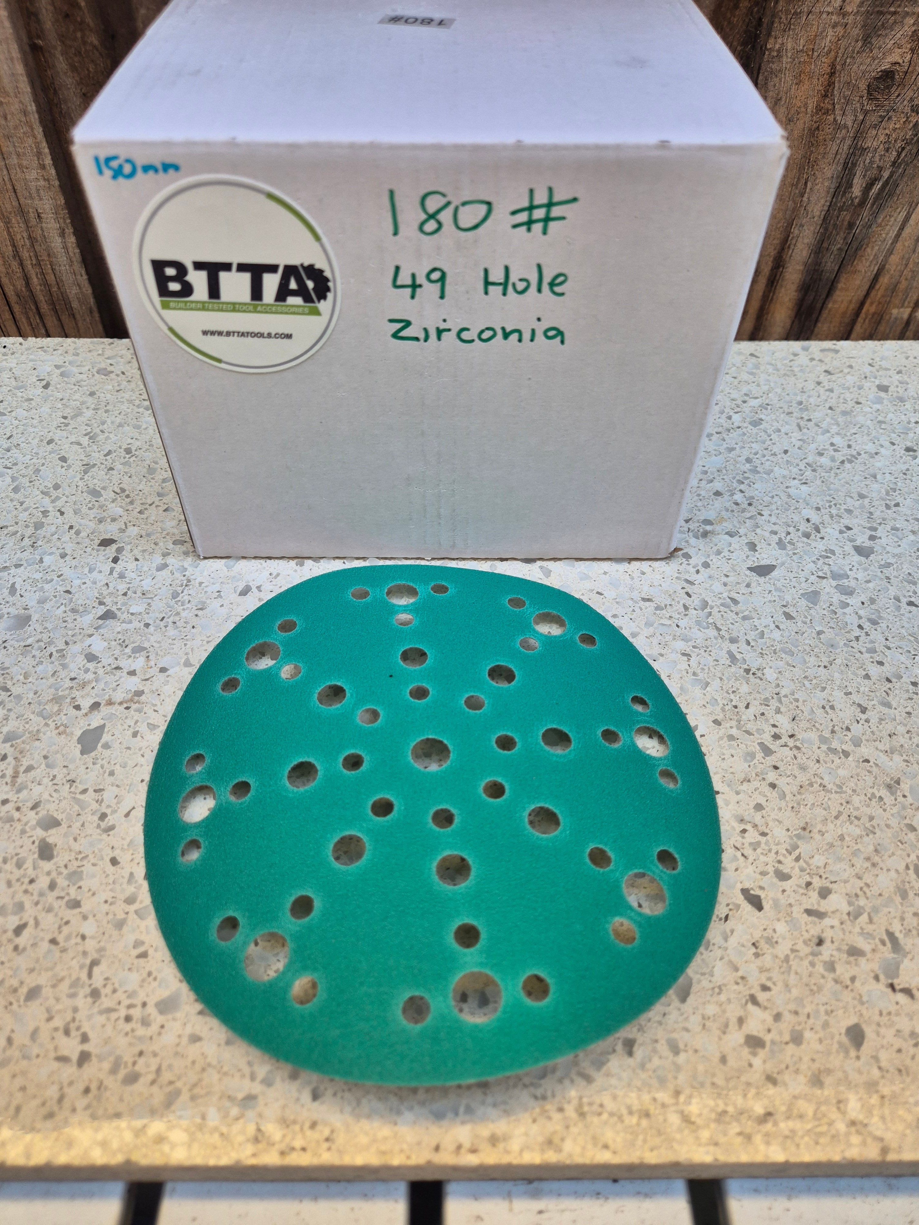 BTTA 150 & 125mm orbital sanding discs pack of 25 pieces, $14inc GST